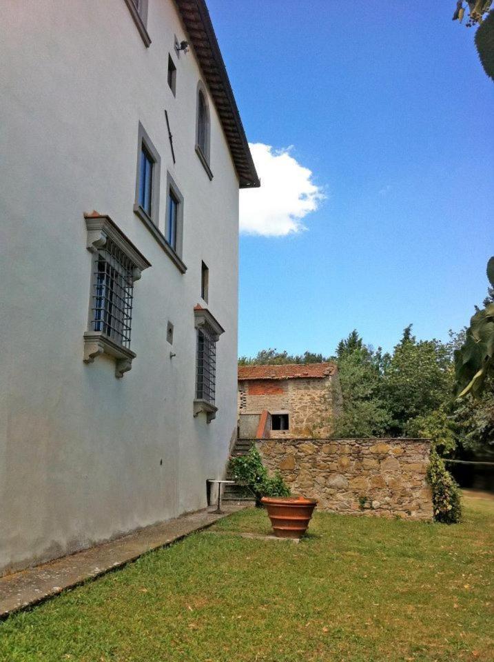 הוילה גאליאנו Agriturismo Il Palazzaccio מראה חיצוני תמונה