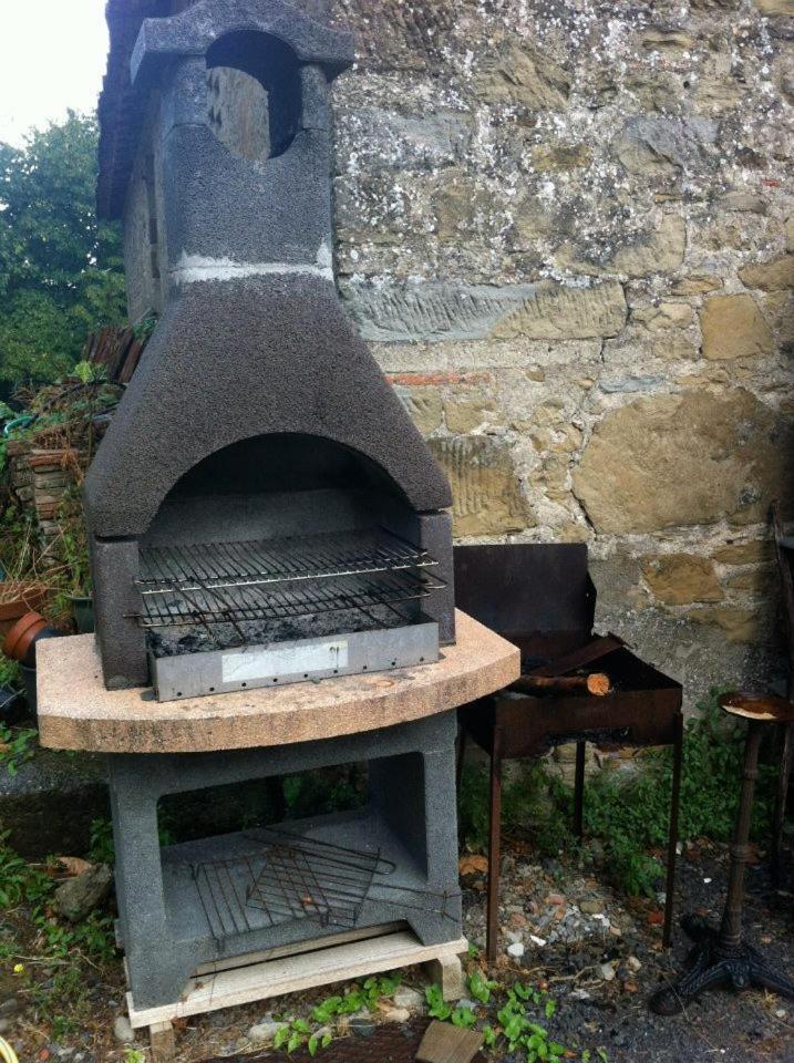הוילה גאליאנו Agriturismo Il Palazzaccio מראה חיצוני תמונה