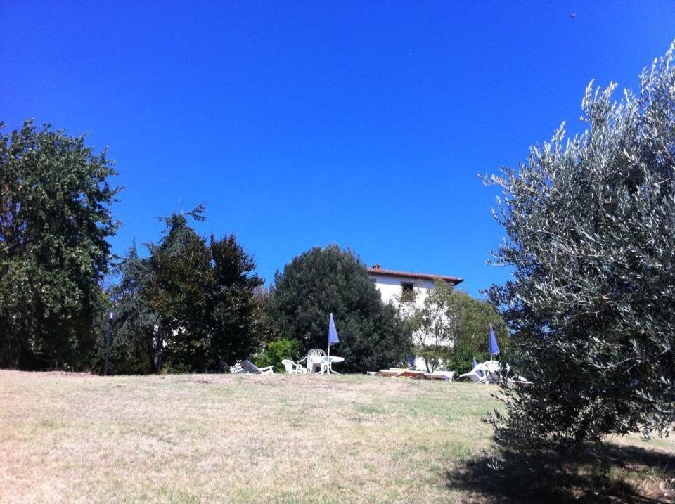הוילה גאליאנו Agriturismo Il Palazzaccio מראה חיצוני תמונה